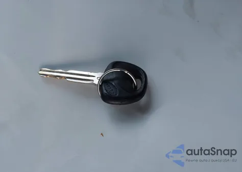 2009 Hyundai Elantra Gls z USA, uszkodzony, nr VIN KMHDU46D09U773463